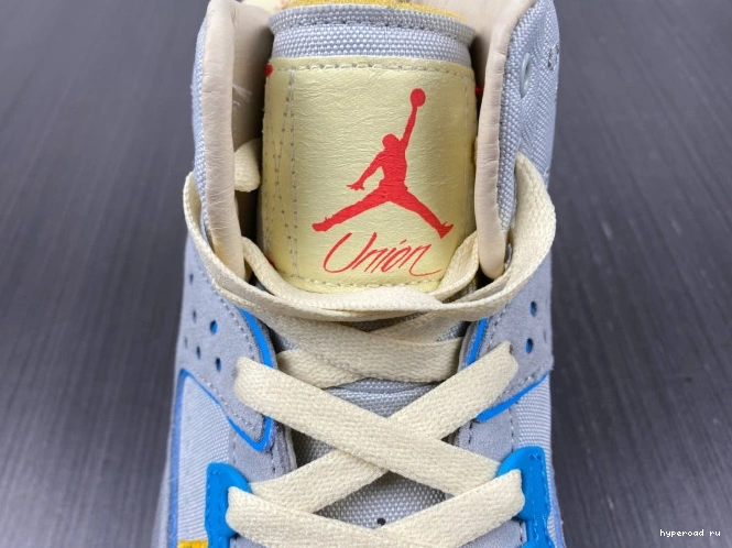 2 Grey DN3802-001 Jordan Retro Fog Union 0818